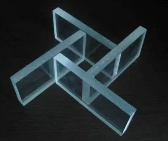 防爆玻璃與鋼化玻璃的區別及如何保養 防爆玻璃與鋼化玻璃的區別及如何保養